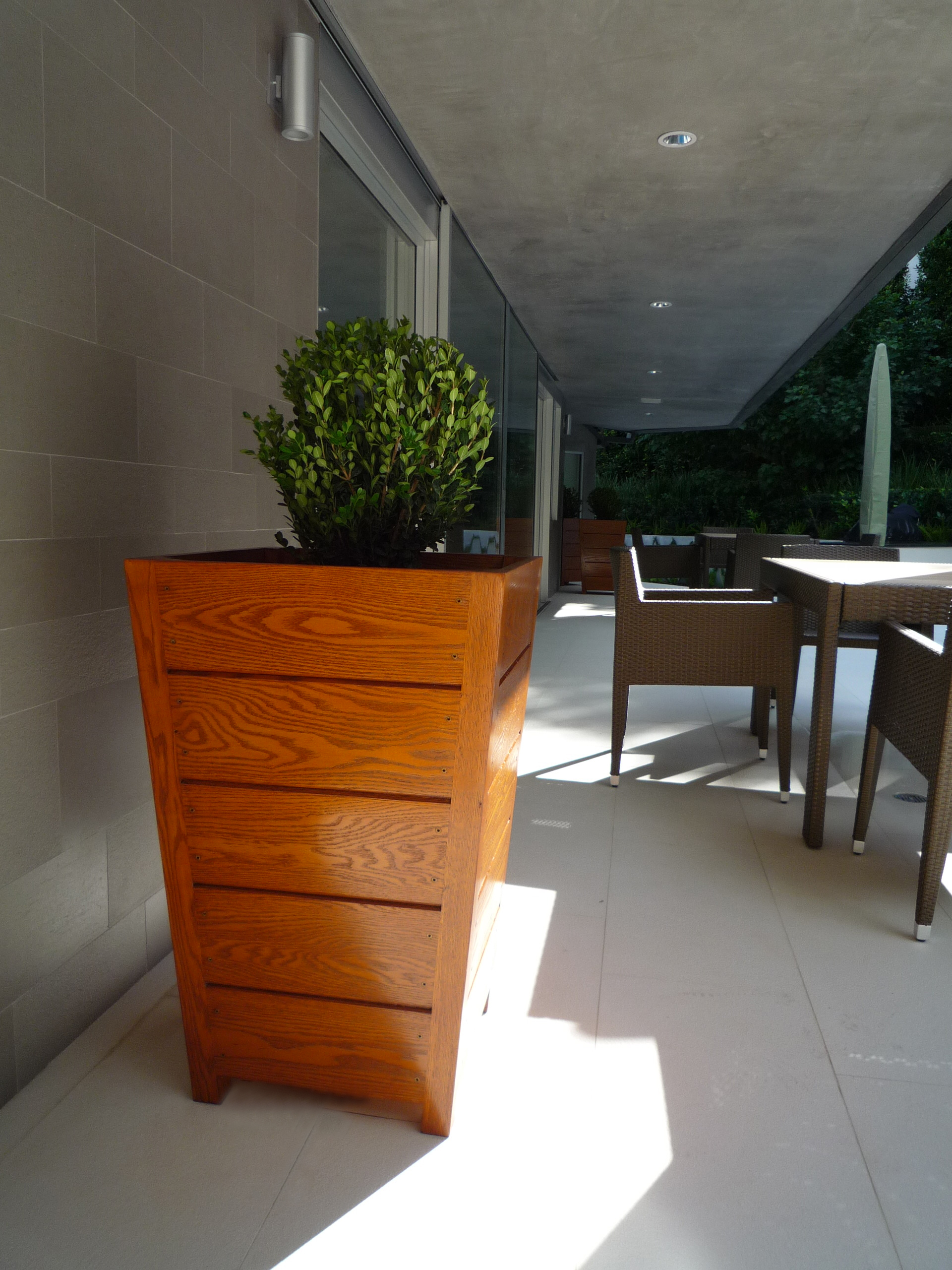 Planter designed by Aire d'Essai